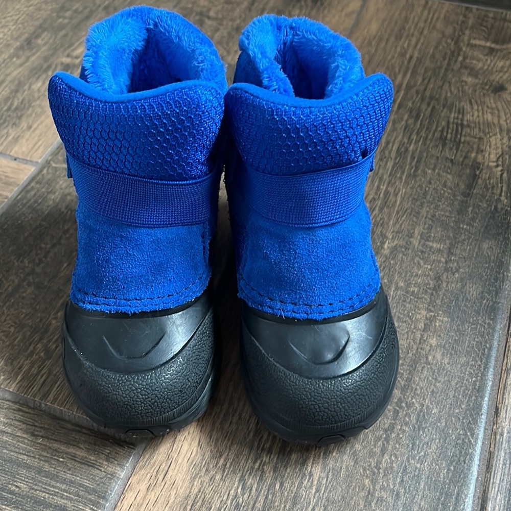 Size 8 Toddler Snow Boots